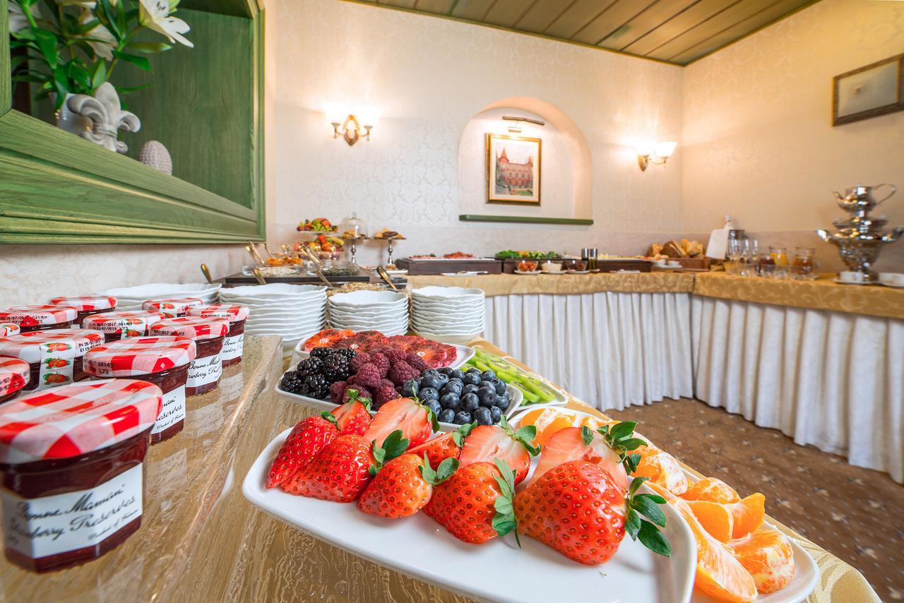 Hotel Three Lilies Inkl Aquaforum Františkovy Lázně Eksteriør billede